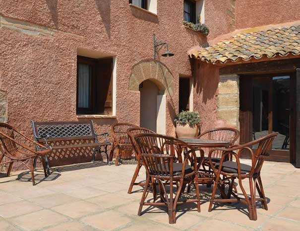 Detalle de un patio del alojamiento rural Casa El Cartero en Santalecina, Huesca