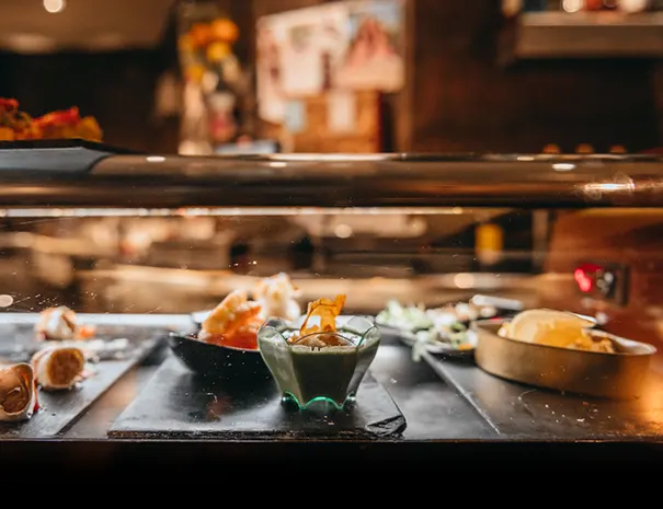 Detalle de tapas variadas que se pueden encontrar en el restaurante Los Monegros en Sariñena, Huesca